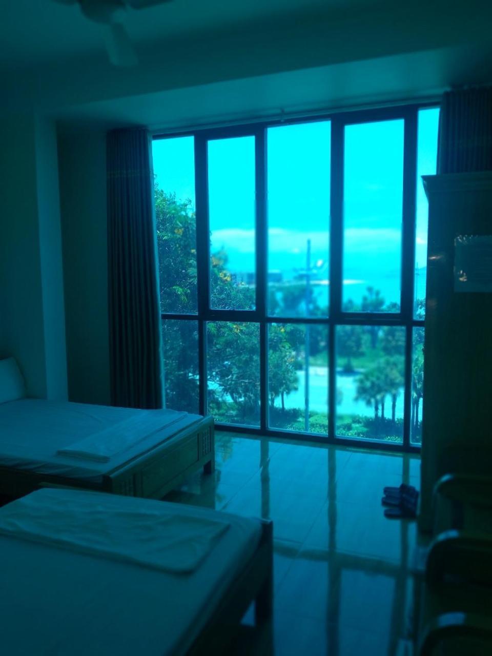 Gate Tuan Chau Hotel Ha Long Esterno foto