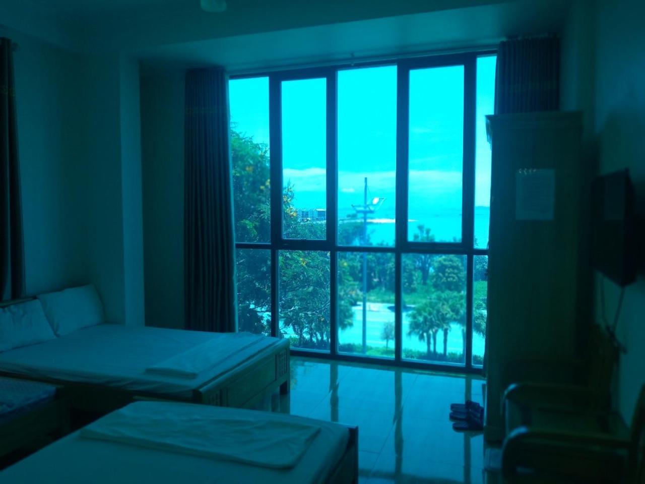 Gate Tuan Chau Hotel Ha Long Esterno foto